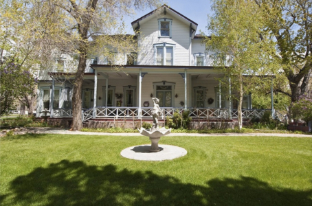 Bliss Mansion - Outside Bliss Mansion - Outside