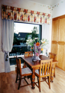 Country Dining Room.